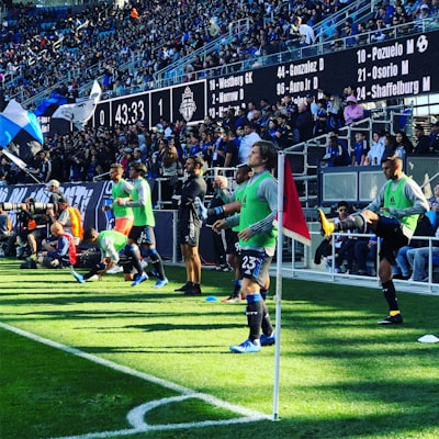 بث مباشر مباراه ليفربول وريال مدريد الانمشاهدة المباراة الحية بين العملاقين